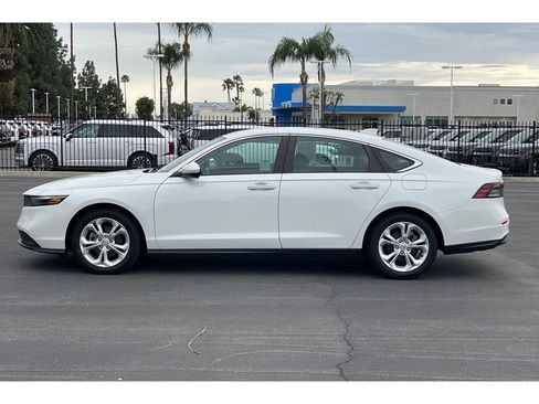 Certified 2023 Honda Accord LX image 2