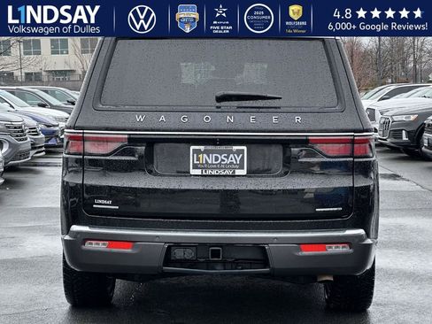 Used 2022 Jeep Wagoneer Series II w/ Premium Group I image 5