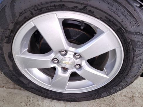 Used 2016 Chevrolet Cruze LT image 14