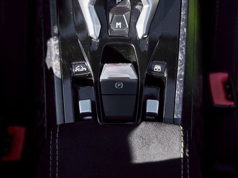 Used 2019 Lamborghini Huracan Performante image 50