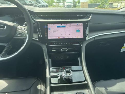 New 2026 Jeep Grand Cherokee L Limited AWD/4WD image 21