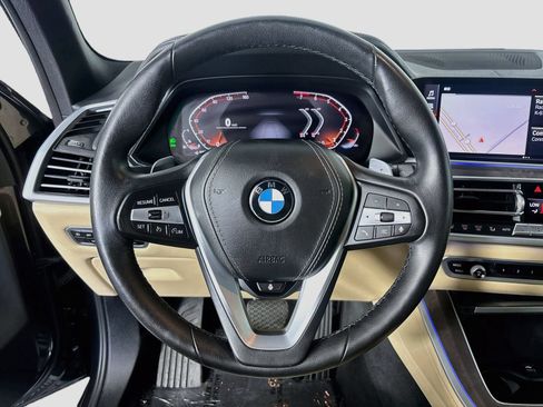 Used 2020 BMW X5 xDrive40i w/ Premium Package AWD/4WD image 11