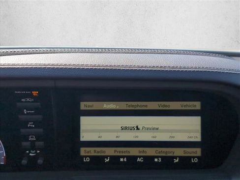 Used 2010 Mercedes-Benz S 550 image 11