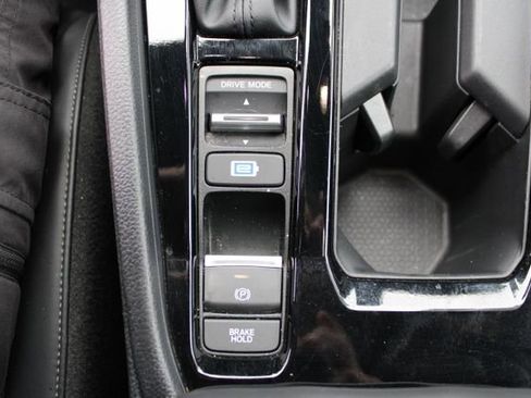 Used 2024 Honda Accord Sport image 30