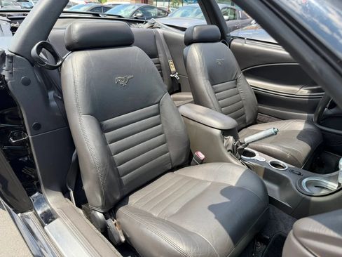 Used 2001 Ford Mustang GT RWD image 33