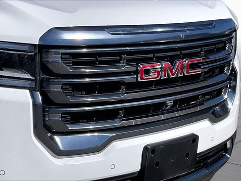 Used 2022 GMC Acadia AT4 w/ Technology Package AWD/4WD image 27