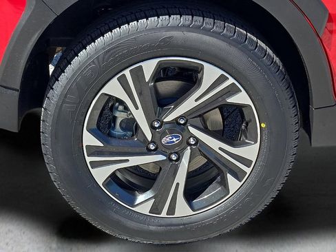 Used 2024 Subaru Crosstrek 2.0i Premium AWD/4WD image 8