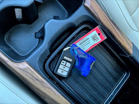 Used 2022 Honda CR-V Touring image 31