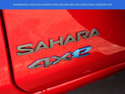 Used 2025 Jeep Wrangler Unlimited Sahara AWD/4WD image 30