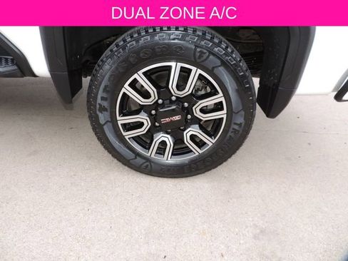Certified 2022 GMC Sierra 2500 AT4 w/ AT4 Premium Plus Package image 18