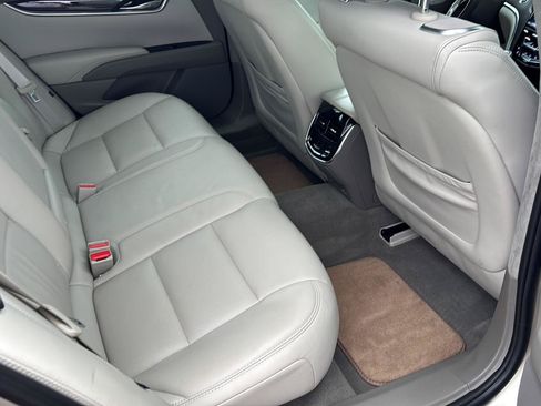 Used 2014 Cadillac XTS Platinum AWD/4WD image 23