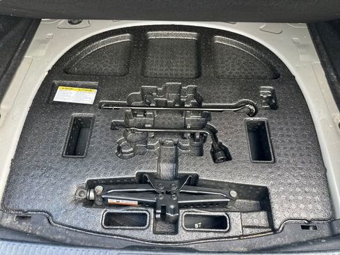 Used 2020 Toyota Camry SE FWD image 26