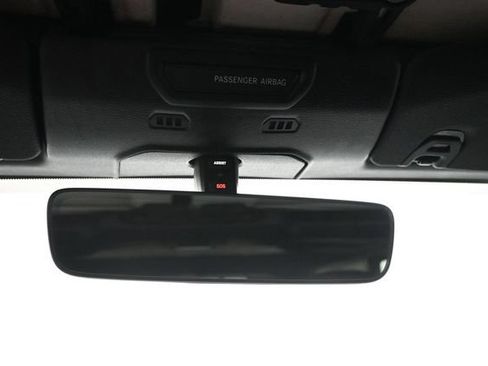 Used 2018 Jeep Wrangler Unlimited Sahara w/ Uconnect 4C Nav & Sound Group AWD/4WD image 16