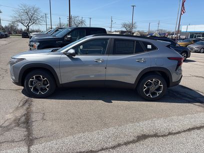 New 2026 Chevrolet Trax LT w/ Sunroof Package