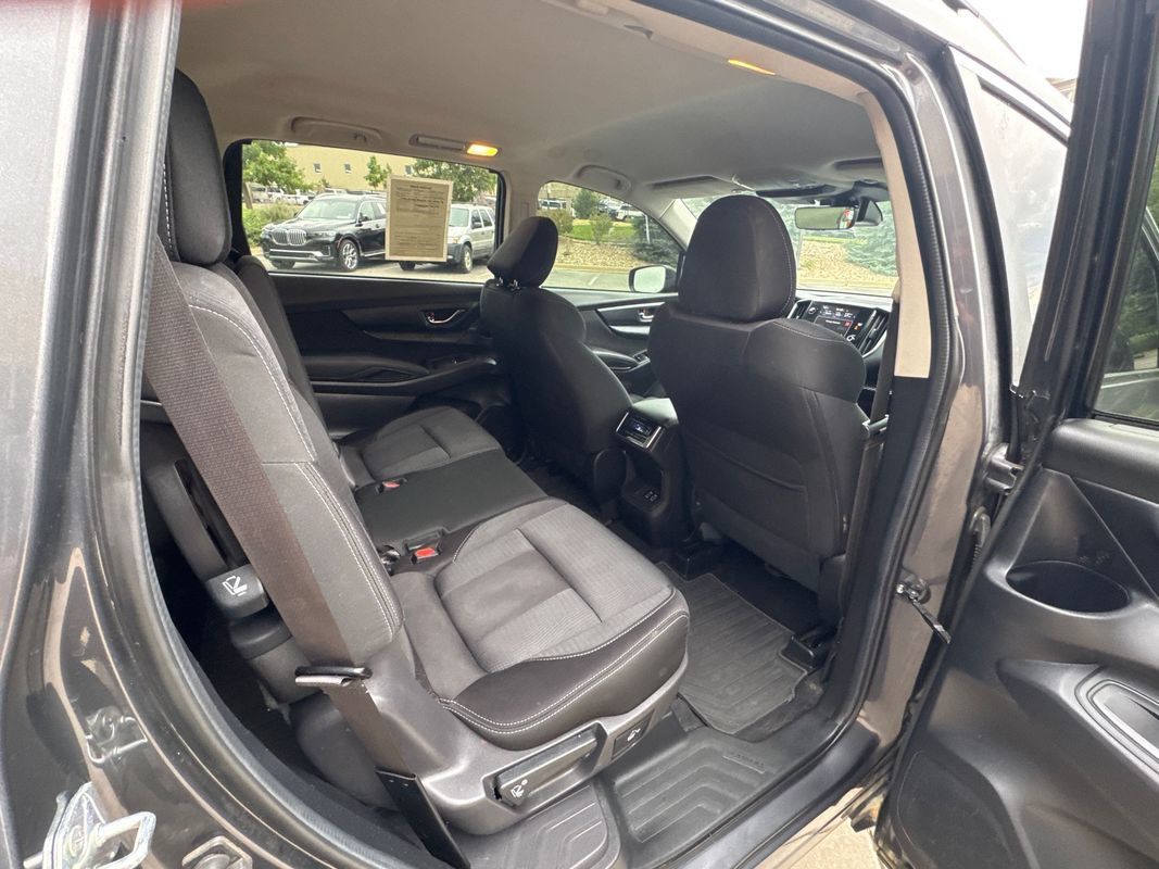 Used 2023 Subaru Ascent Premium w/ Convenience Package AWD/4WD image 17