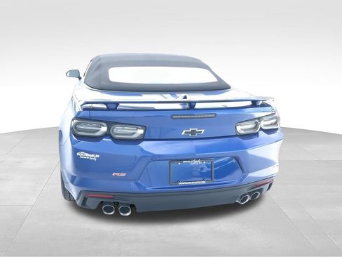 Used 2022 Chevrolet Camaro LT w/ RS Package RWD image 6