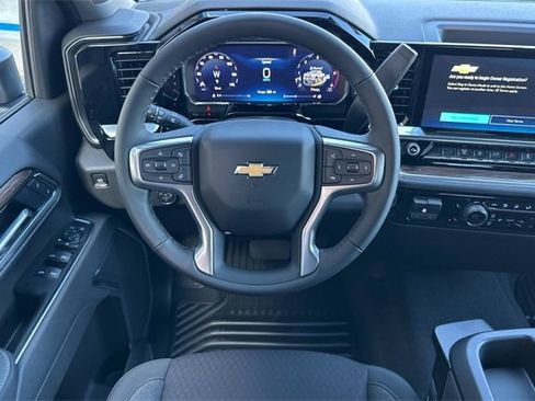 New 2026 Chevrolet Silverado 2500 LT image 19