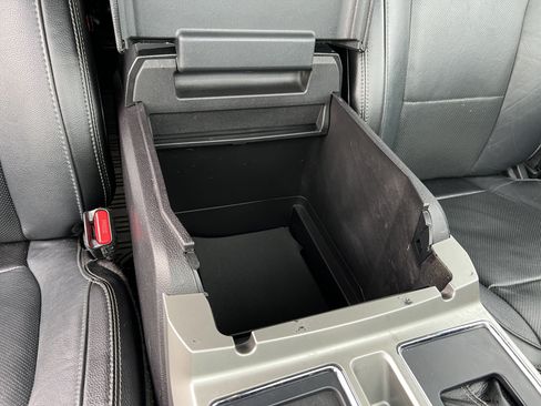 Used 2016 Ford F150 Lariat w/ Equipment Group 502A Luxury image 22