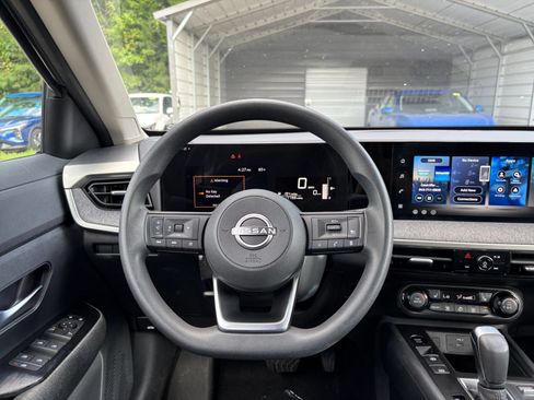 Used 2026 Nissan Kicks SV w/ Cold Weather Package AWD/4WD image 30