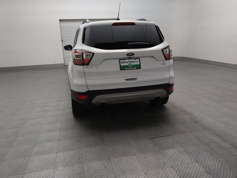 Used 2017 Ford Escape SE w/ Equipment Group 201A FWD image 6