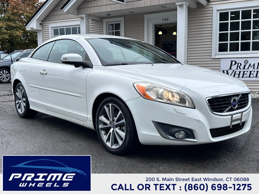 Used 2013 Volvo C70 T5 FWD image 1