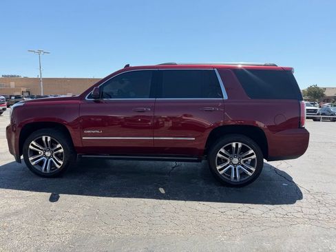 Used 2018 GMC Yukon Denali w/ Denali Ultimate Package AWD/4WD image 12