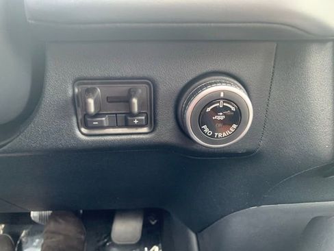 New 2026 Lincoln Navigator L Black Label AWD/4WD image 28