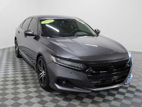 Used 2021 Honda Accord Touring image 8