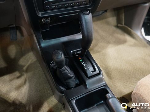 Used 1998 Toyota 4Runner SR5 AWD/4WD image 42