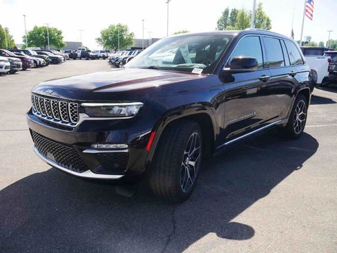 Certified 2022 Jeep Grand Cherokee Summit AWD/4WD image 4