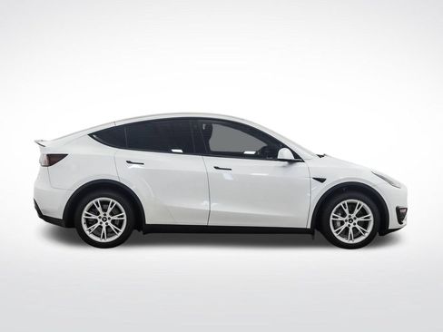 Used 2023 Tesla Model Y Long Range AWD/4WD image 6