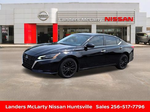 Used 2025 Nissan Altima 2.5 SV w/ SV Special Edition Package FWD image 9
