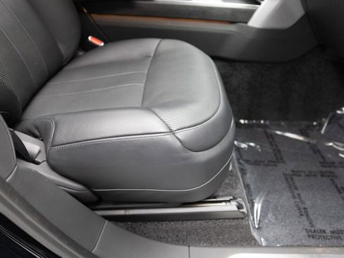 Used 2024 Land Rover Range Rover SV image 59