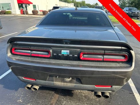 Used 2022 Dodge Challenger R/T Scat Pack RWD image 8