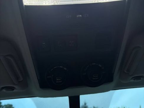 Used 2019 Toyota 4Runner TRD Off-Road AWD/4WD image 24