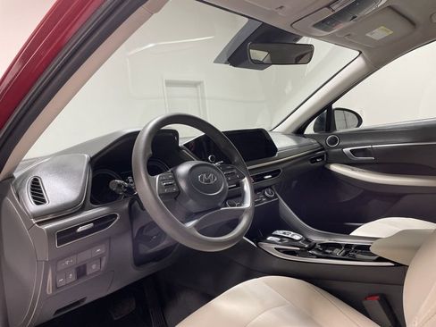 Used 2023 Hyundai Sonata SEL w/ Cargo Package image 18