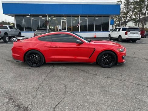 Used 2019 Ford Mustang Shelby GT350 w/ Technology Package image 11