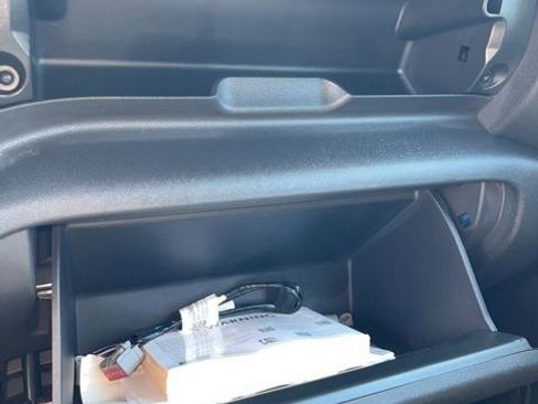 Used 2021 Chevrolet Silverado 1500 Custom image 23