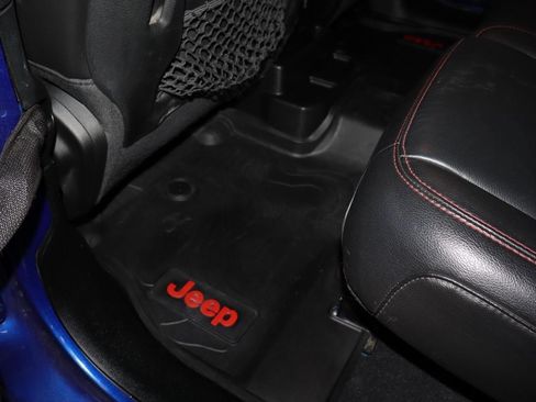 Used 2020 Jeep Wrangler Unlimited Rubicon AWD/4WD image 26