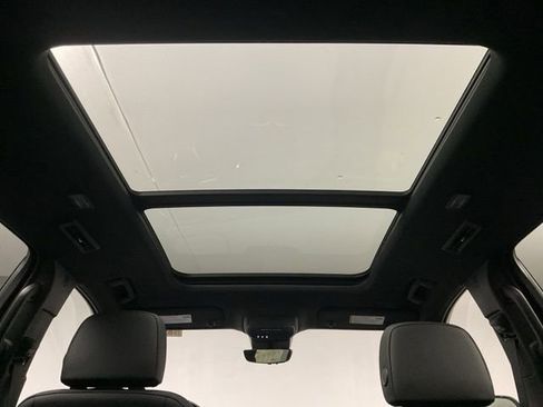 New 2026 Chevrolet Traverse High Country w/ LPO, Floor Liner Package image 31