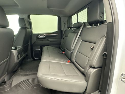 Certified 2026 Chevrolet Silverado 1500 LT Trail Boss w/ Convenience Package II AWD/4WD image 14