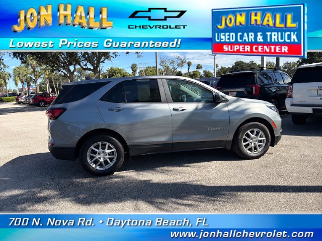 Used 2024 Chevrolet Equinox LS w/ LS Convenience Package FWD image 11
