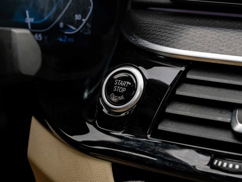 Used 2023 BMW 530e 530e iPerformance w/ M Sport Package image 25