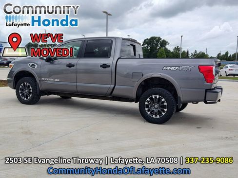 Used 2019 Nissan Titan PRO-4X AWD/4WD image 5