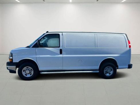 Used 2024 Chevrolet Express 2500 Full-size Cargo Van w/ Driver Convenience Package image 3