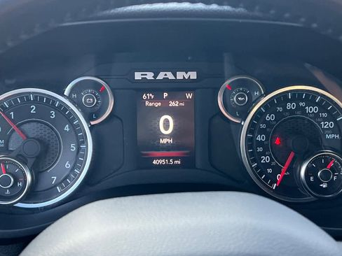 Used 2024 RAM 2500 Big Horn image 26