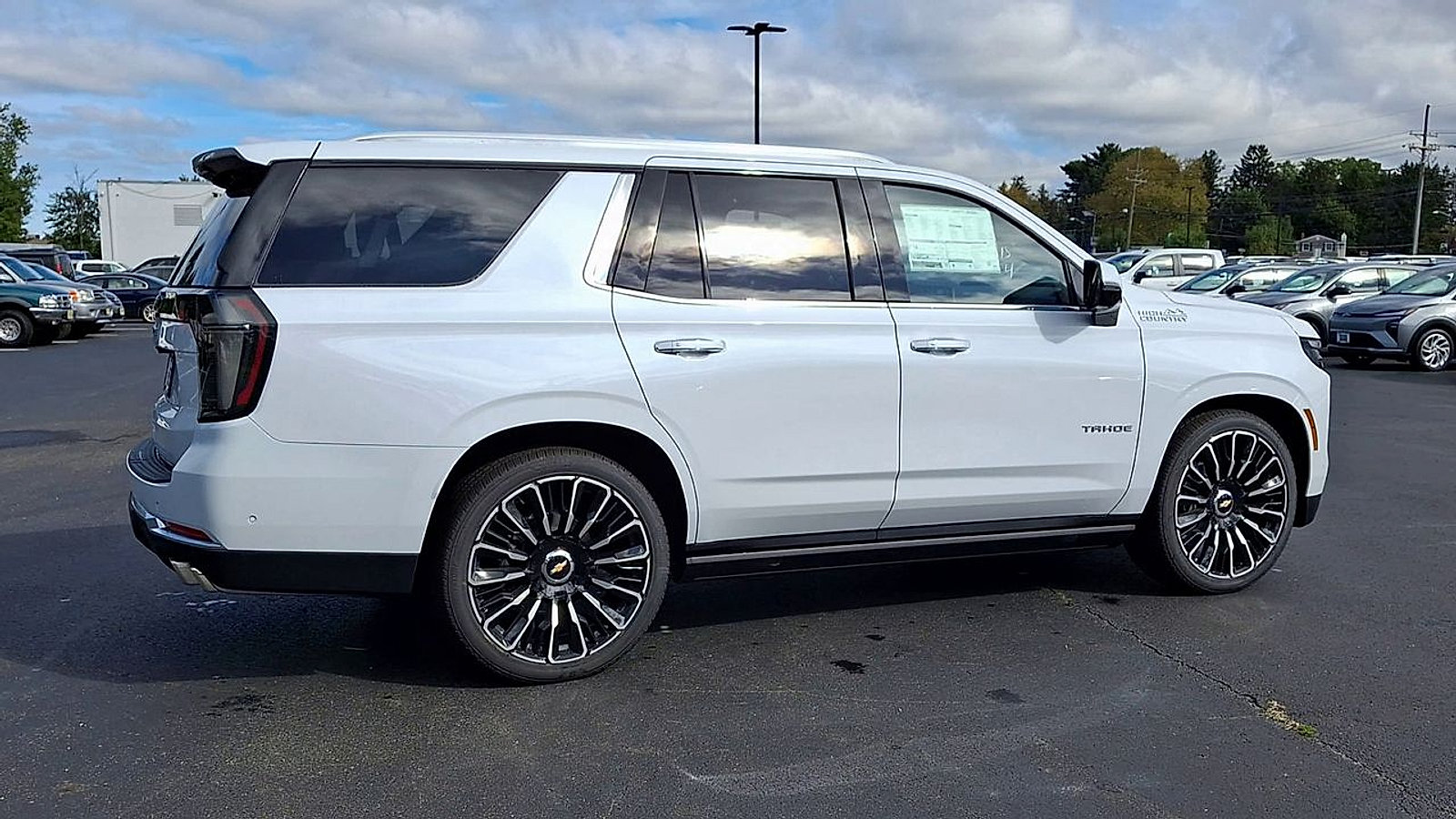 New 2026 Chevrolet Tahoe High Country AWD/4WD image 3