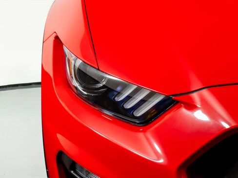 Used 2018 Ford Mustang Shelby GT350 w/ Electronics Package image 32