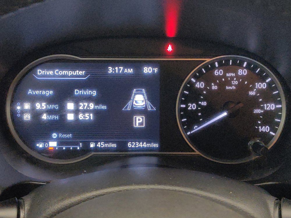 Used 2020 Nissan Kicks SR FWD image 23