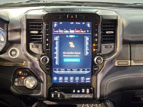 Used 2020 RAM 2500 Limited AWD/4WD image 16